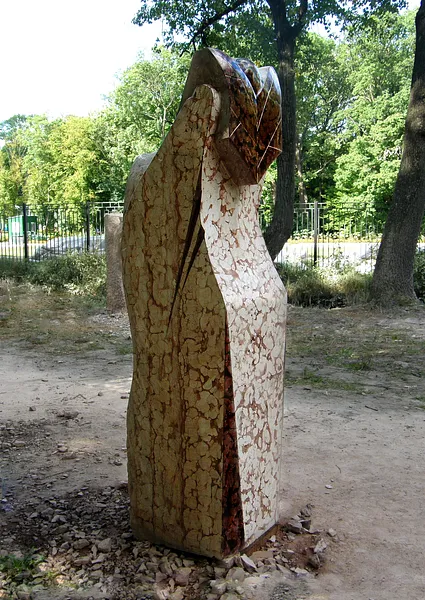 Obraz PAROSTEK autorstwa Roman Kykta, rozmiar: 2700/1000/1000 мм, wykonany z Marmur, medium Rzeźba Sympozjum, z miasto Buča, obwód kijowski. Zdjęcie 2 z 4.