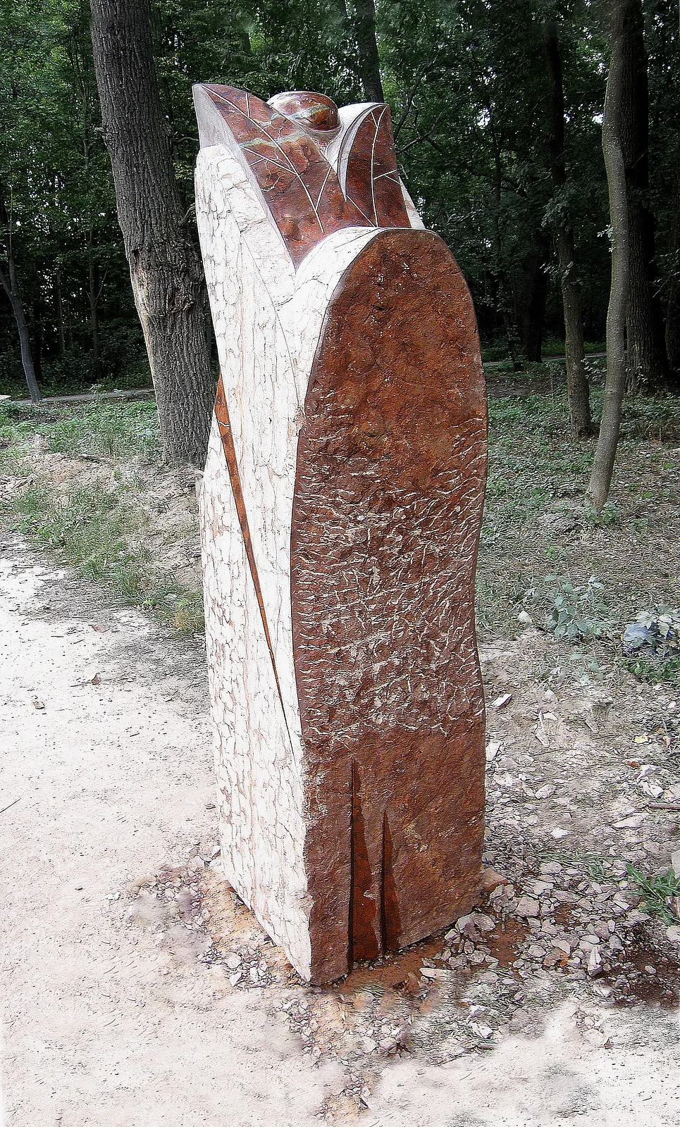 Image of SPROUT by Roman Kykta, size: 2700/1000/1000 мм, made of Marble, Sculpture Symposiums medium, from Bucha, Kyiv region. Photo 3 of 4.