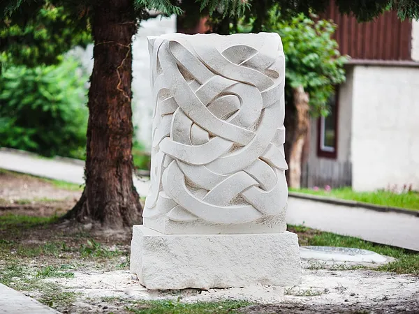 Obraz ZJAZD WOLNY autorstwa Roman Kykta, rozmiar: 1800/1000/600 мм, wykonany z Wapno, medium Rzeźba Sympozjum, z miasto Sławsko, obwód lwowski. Zdjęcie 2 z 7.