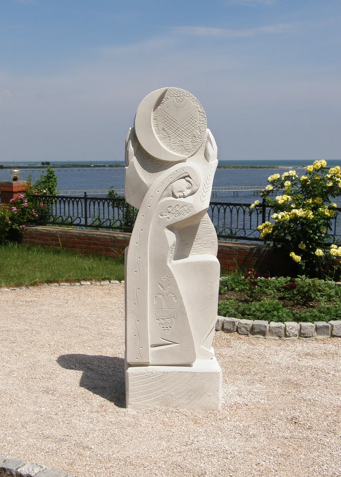 Зображення "ДРЕВНІЙ РИТУАЛ" від Роман Кикта, розмір: 1900/600/350 мм , матеріали: Вапняк, медіум: Скульптура Симпозіуми, місто: м. Приморське, Запорізька обл. Фото 1 з 6.