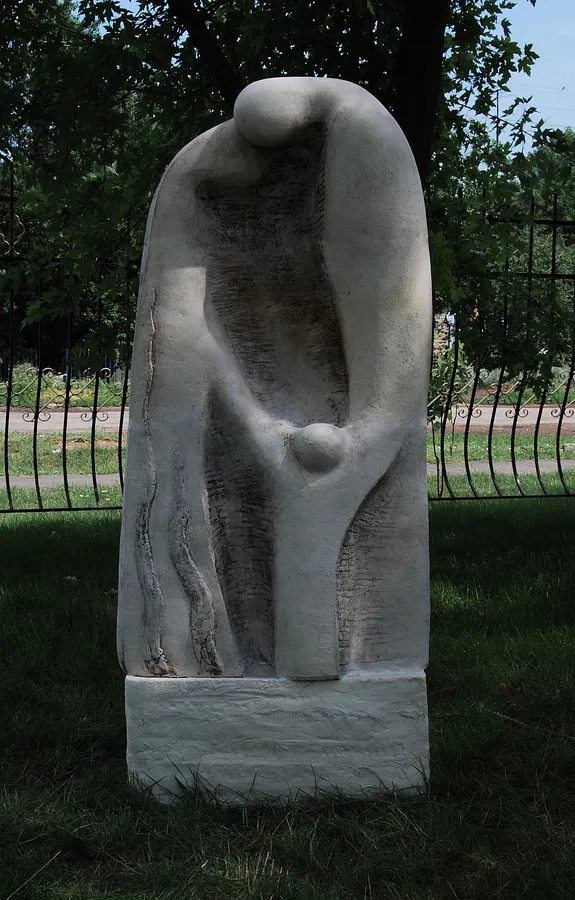 Image of FAMILY by Roman Kykta, size: 1500/800/400 мм, made of Chamotte ceramics, Sculpture Symposiums medium, from Boarding school, village Bilozirka, Zaporizhzhia region. Photo 1 of 2.