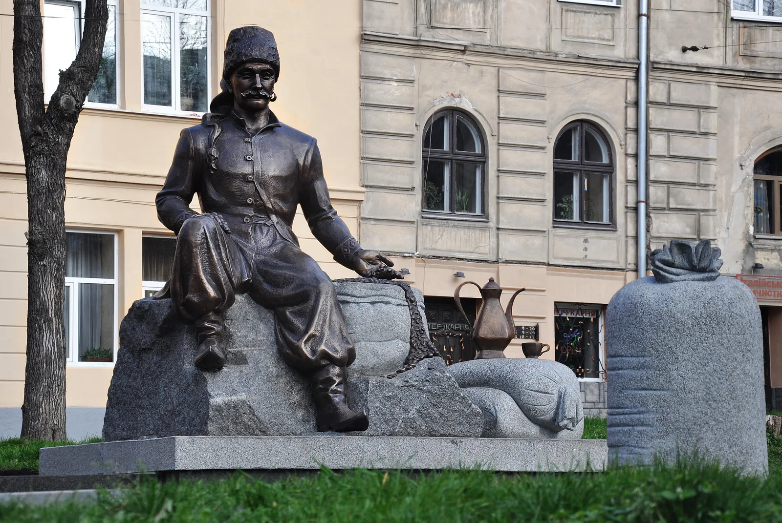 Image of Monument to "YURII-FRANTS KULCHYTSKYI" by Roman Kykta, made of Bronze, gabbro, Sculpture Monuments medium, from Danila Halytskoho square, Lviv Photo 2 of 6.