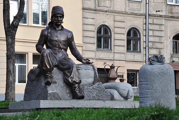 Image of Monument "YURIY-FRANTSU KULCHYTSKY" by Roman Kykta, made of Bronze, gabbro, Sculpture Monuments medium, from Danila Halytskoho square, Lviv Photo 2 of 6.