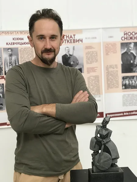 Image of HNAT KHOTKEVYCH by Roman Kykta, size: 300/150/80 мм, made of Polystone, gabbro, Sculpture Exhibition plastic arts medium, from Lviv, priced at $3000 Photo 5 of 5.