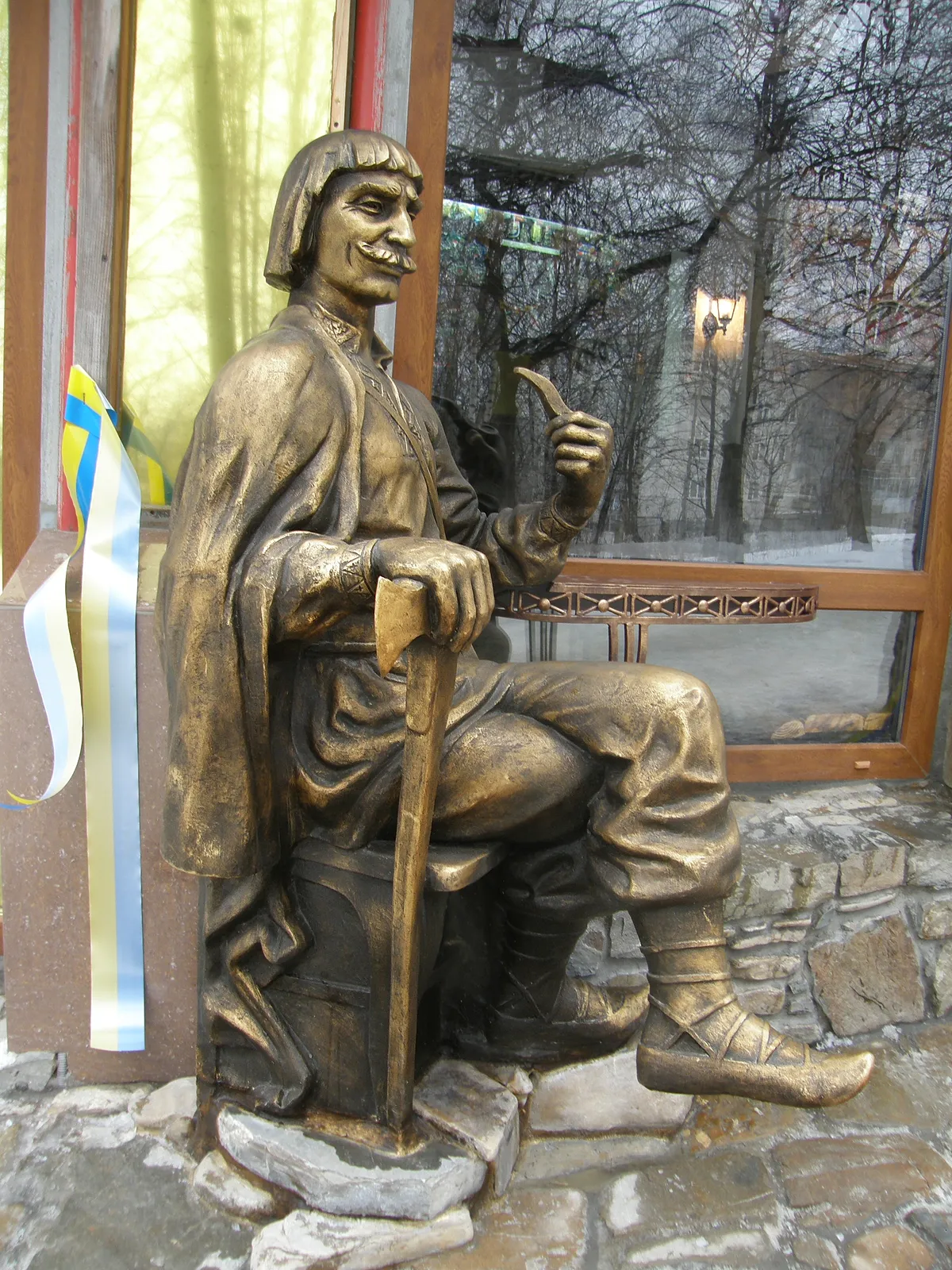 Image of Monument "BOYKO" by Roman Kykta, size: 1500/1000/900 мм, made of Concrete Stained, Sculpture Monuments medium, from Truskavets city, Lviv region, V. Ivasyuk street 13, cafe "13 chairs" Photo 4 of 4.