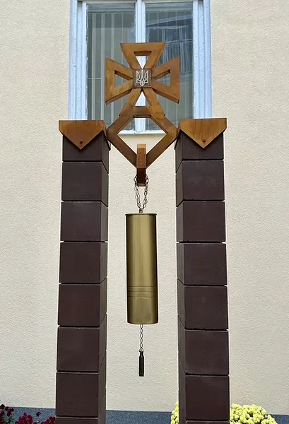 Image of IMG by Roman Kykta, Sculpture Exhibition Plastic Art medium Photo 4 of 4.